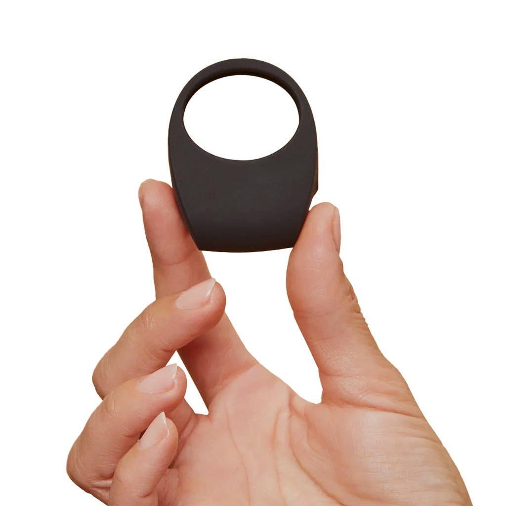 LELO Tor 3 Vibrating Penis Ring for Couples